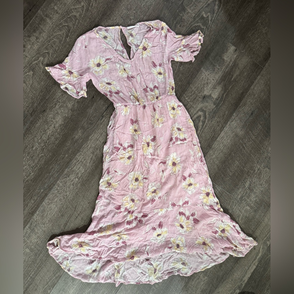 All in Favor Pink Floral Dress size XS‎